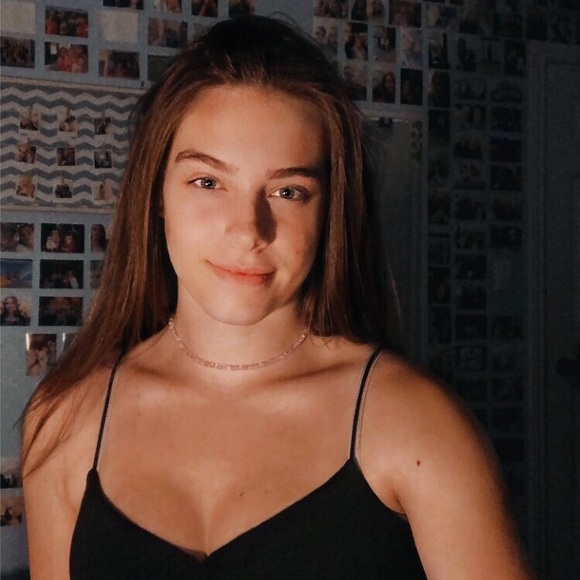 Meet your Posher, Jessica - Picture 1 of 1